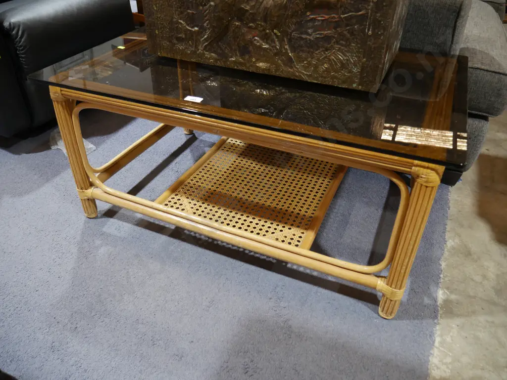 Cane and glass coffee table Image 1++