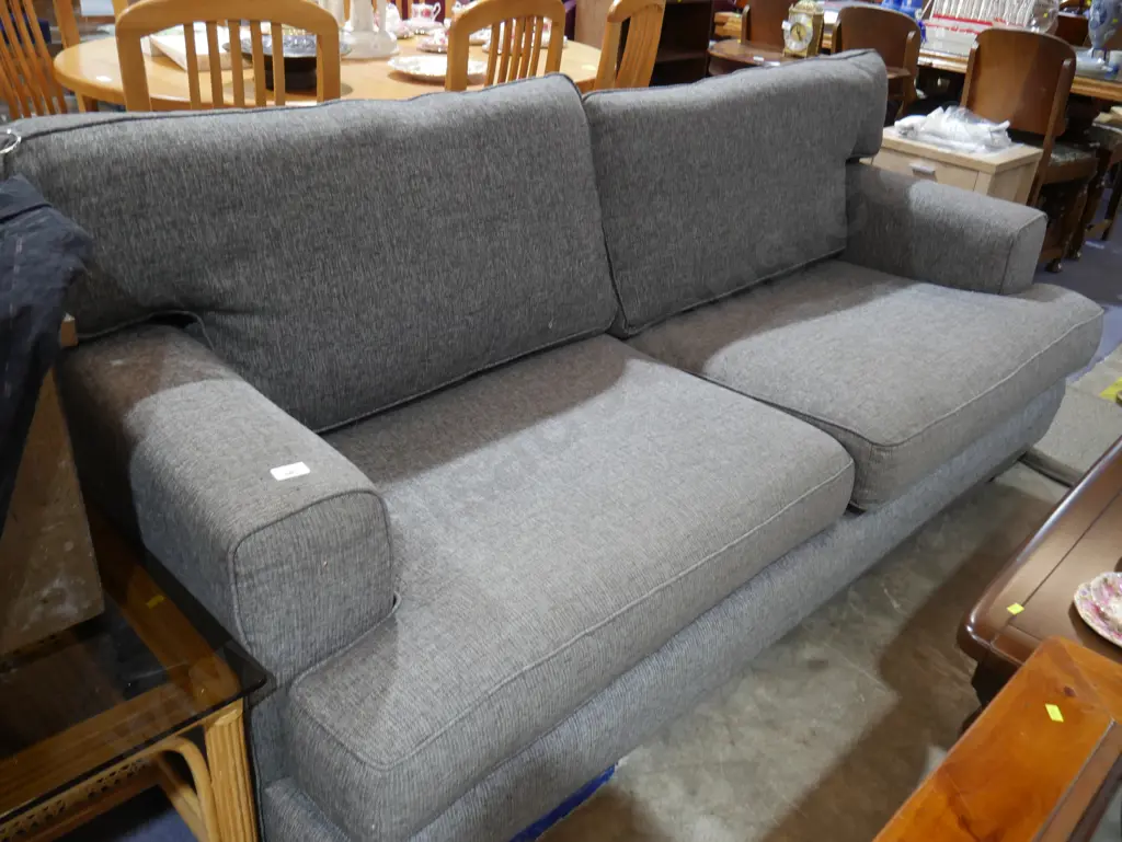 3 seater settee Image 1++