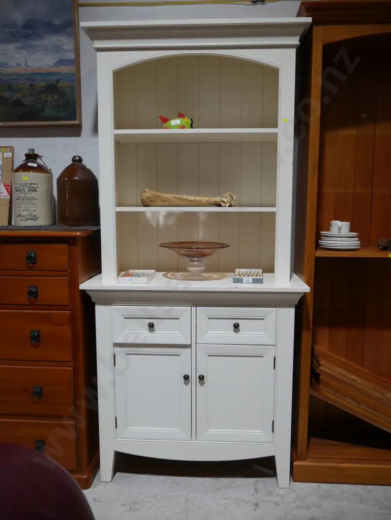 Hutch dresser Image 1++