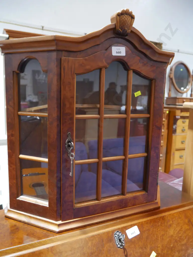 Display cabinet Image 1++