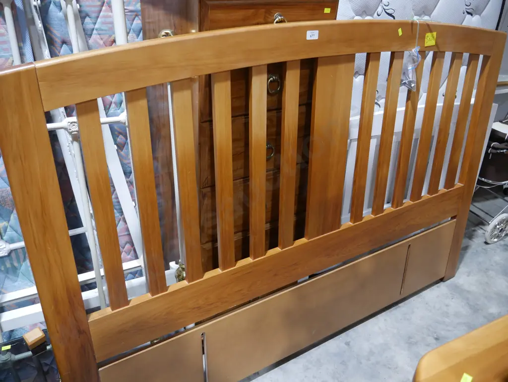 Solid wood queen headboard Image 1++