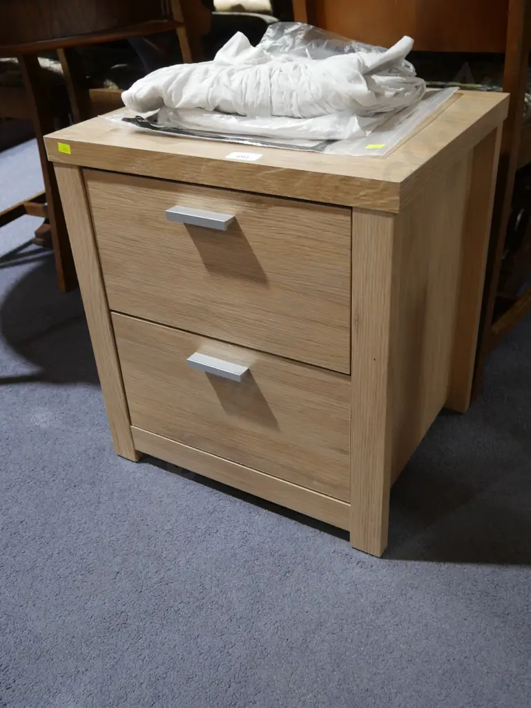 Bedside drawers Image 1++