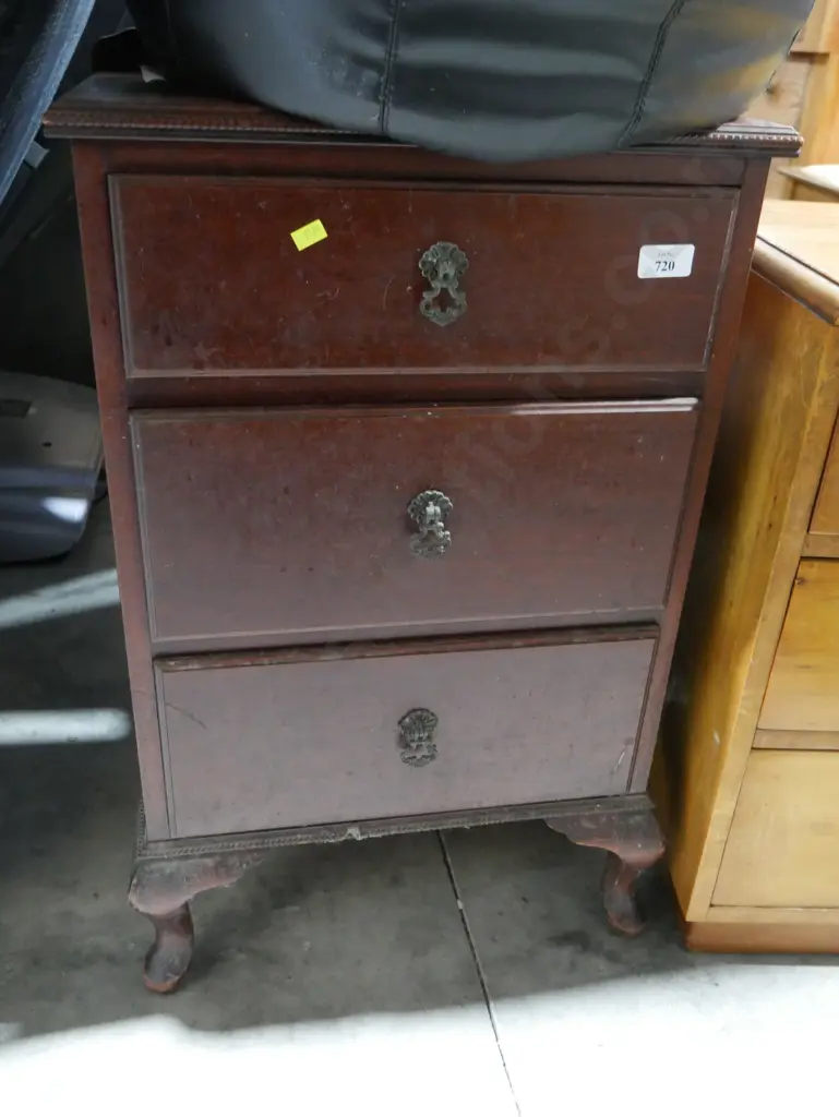 Bedside drawers Image 1++