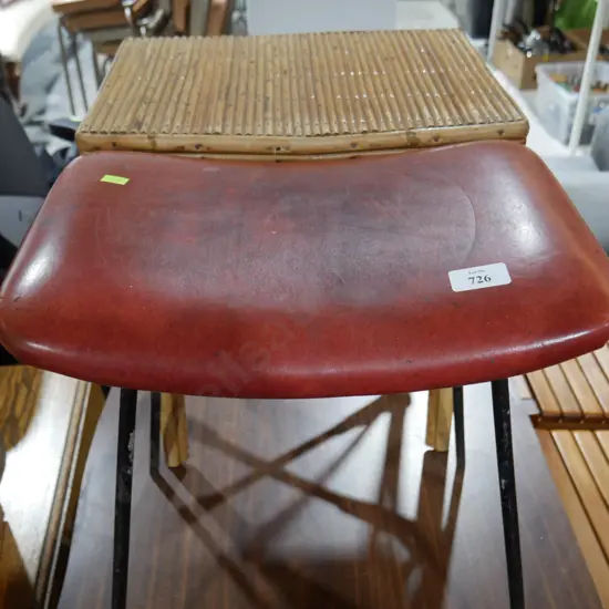 2 stools
