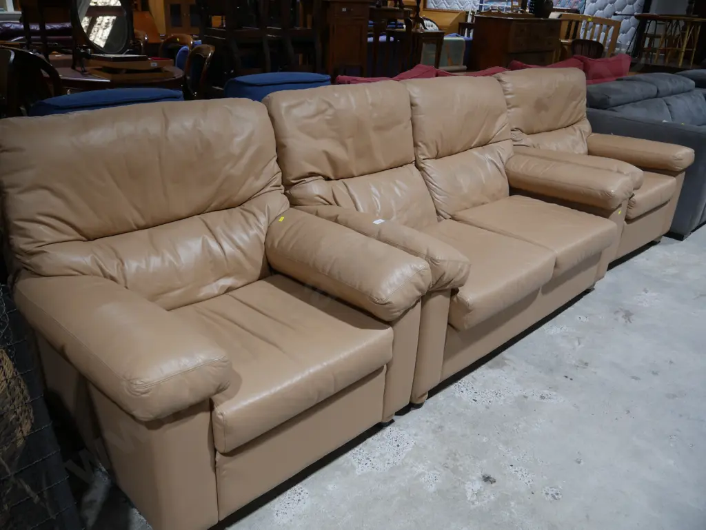 4 piece leather lounge suite Image 1++