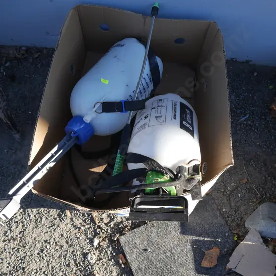 Garden sprayers