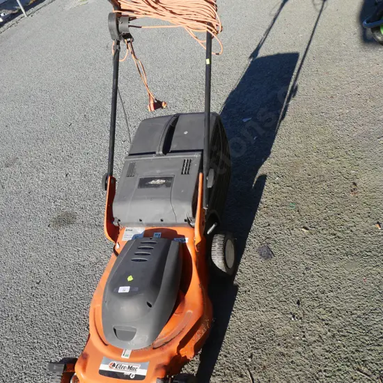 Electric lawn mower