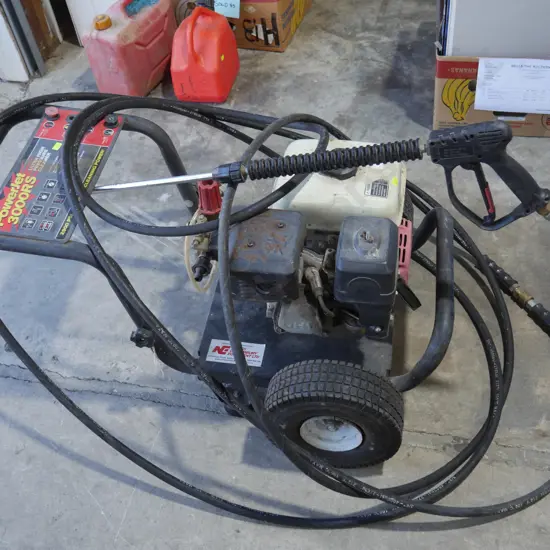 PowerJet 3000RS pressure washer