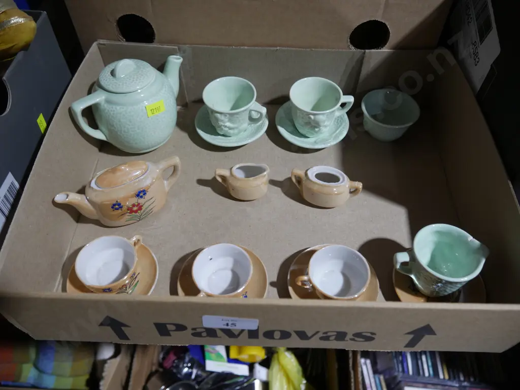 Mini tea sets Image 1++