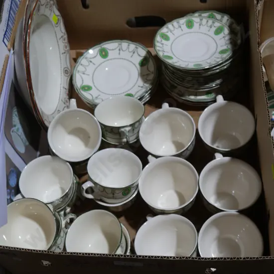Royal Doulton 'Countess' cups and saucers etc