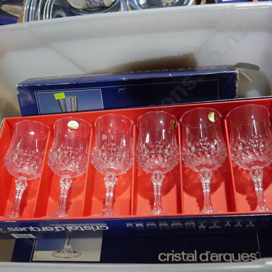 Boxed crystal glasses