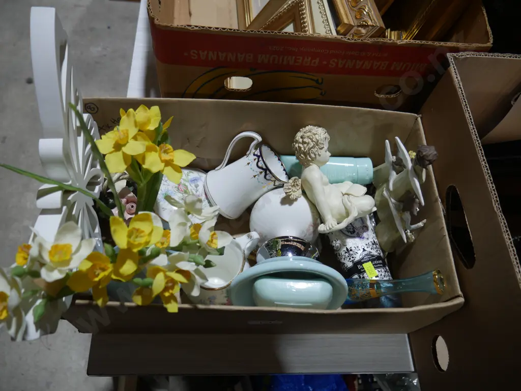China, ornaments etc Image 1++