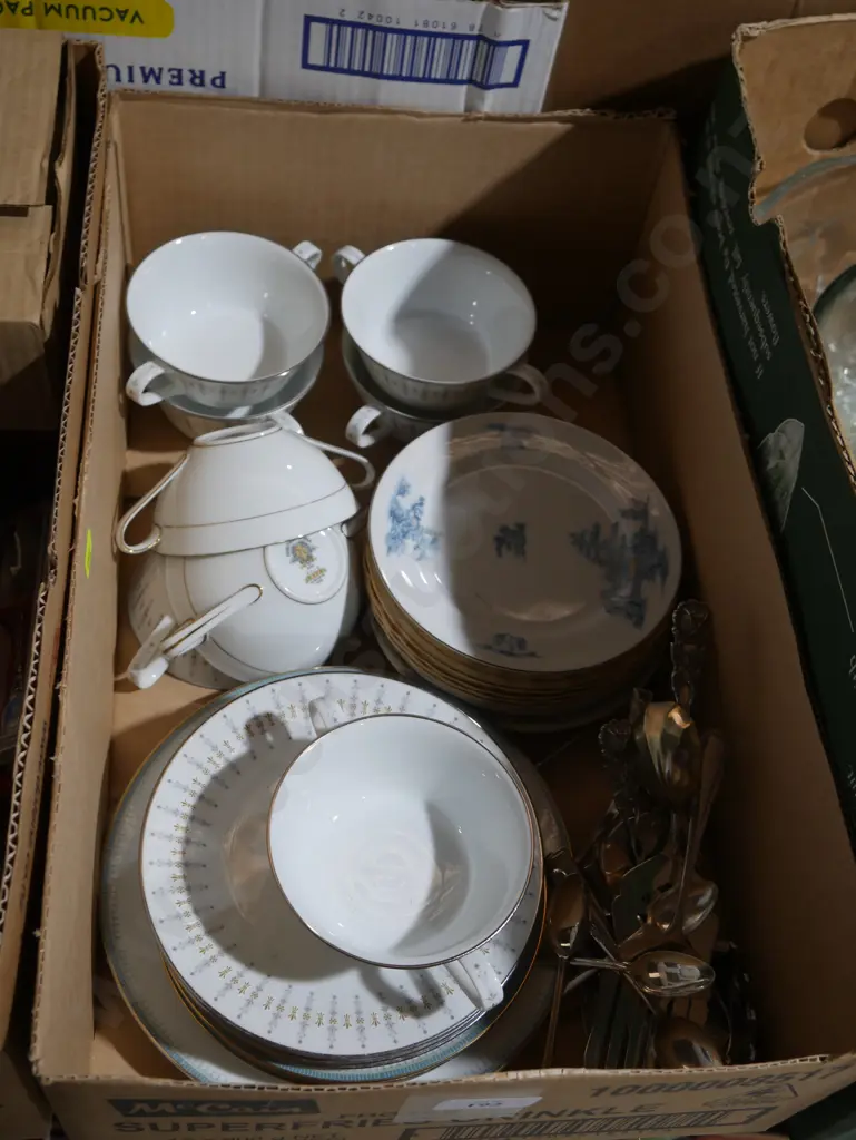 China and cutlery Image 1++