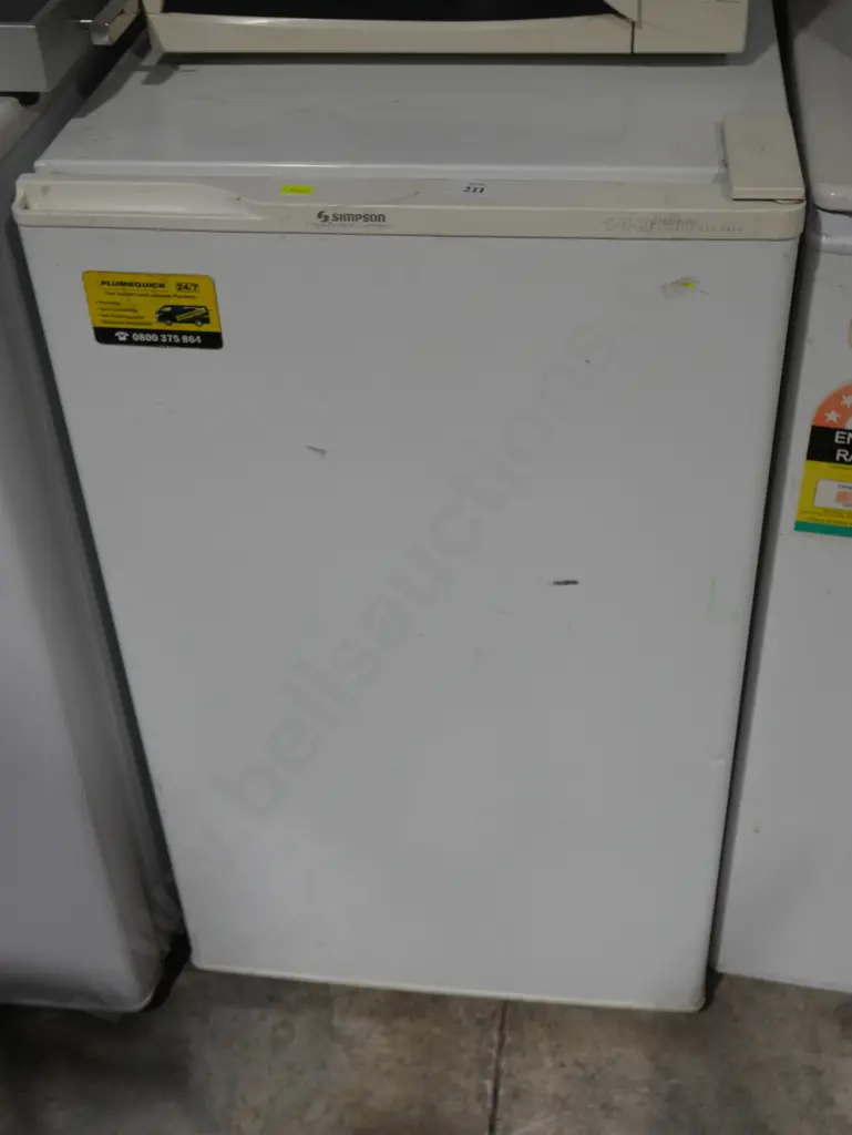 Simpson bench high fridge Image 1++