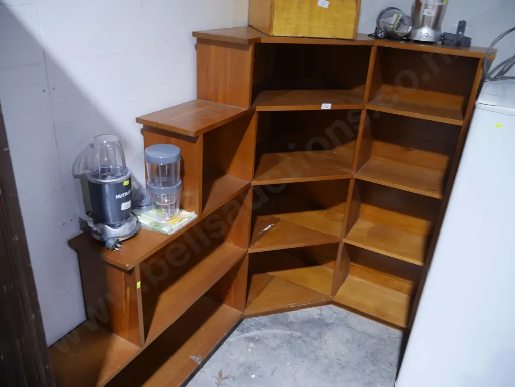 Corner bookcase Image 1++
