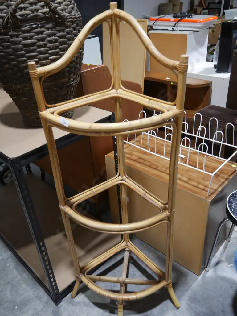 Corner cane stand - no glass Image 1++