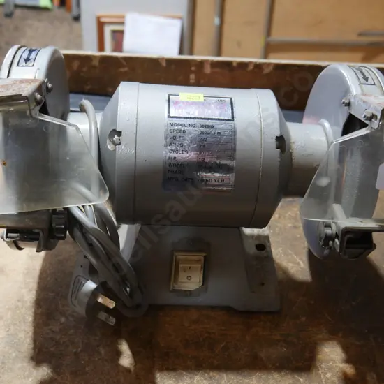Bench grinder