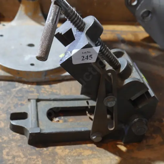 Tilting drill press vice