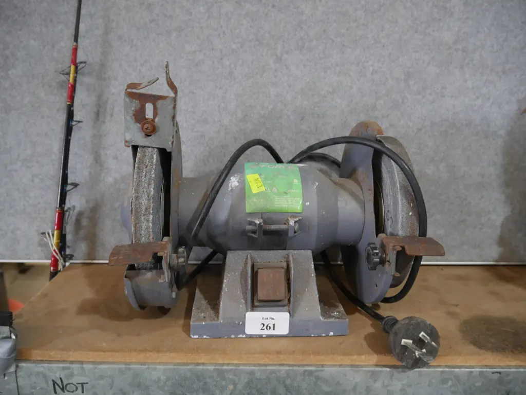 Bench grinder Image 1++