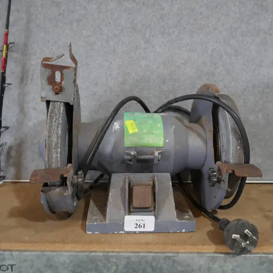 Bench grinder