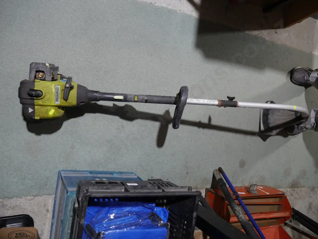 Line trimmer Image 1++