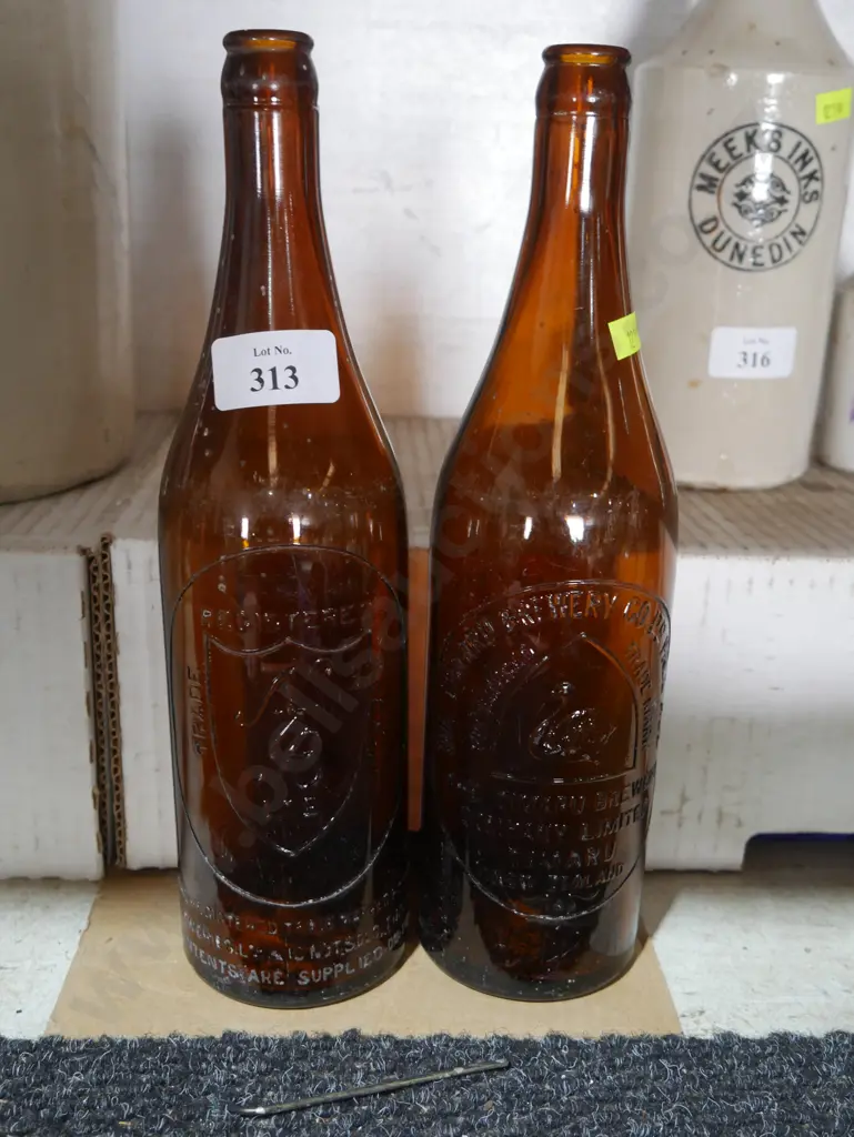 Timaru Breweries, NZB glass beer bottles etc Image 1++