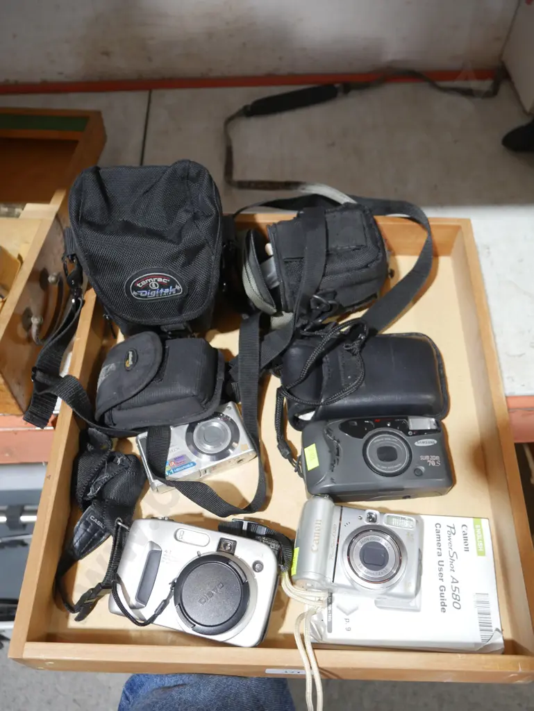 Assorted cameras Image 1++