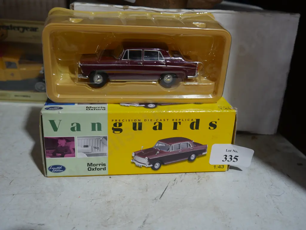 Morris Oxford model car Image 1++