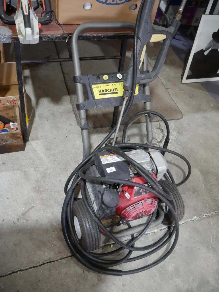 Karcher petrol powered water blaster Image 1++
