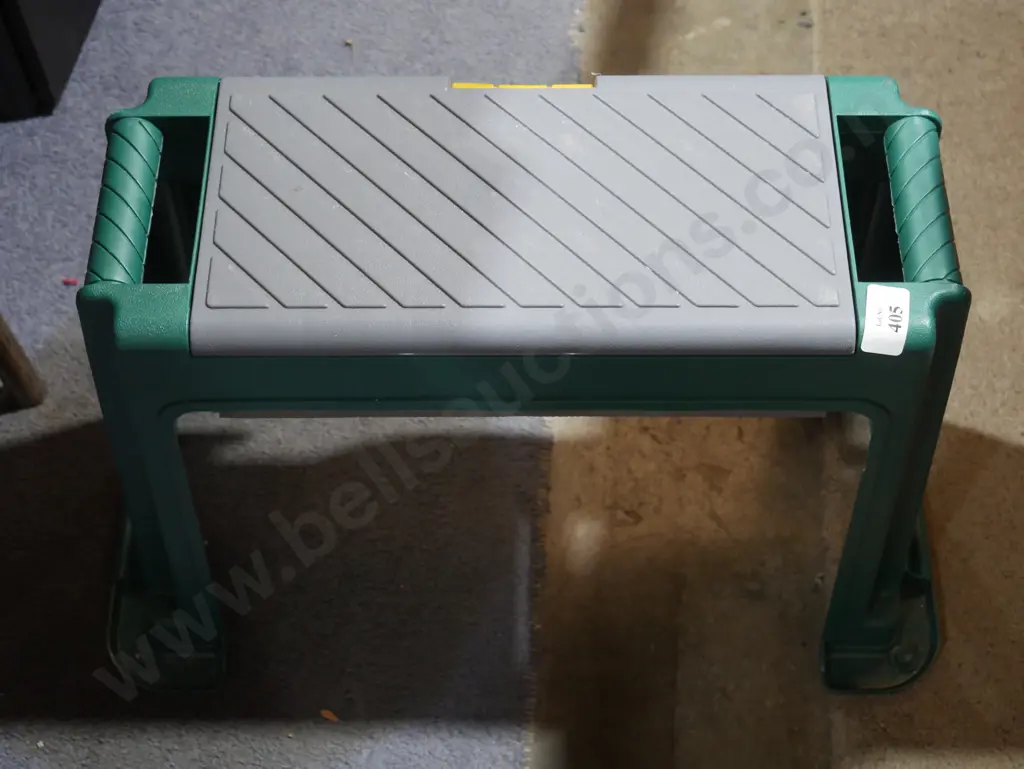 Gardening stool Image 1++