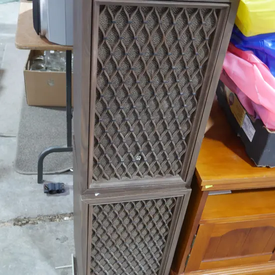 Pioneer speakers