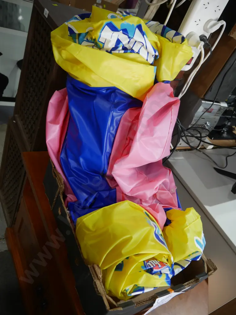 Large inflatable water wheel Image 1++