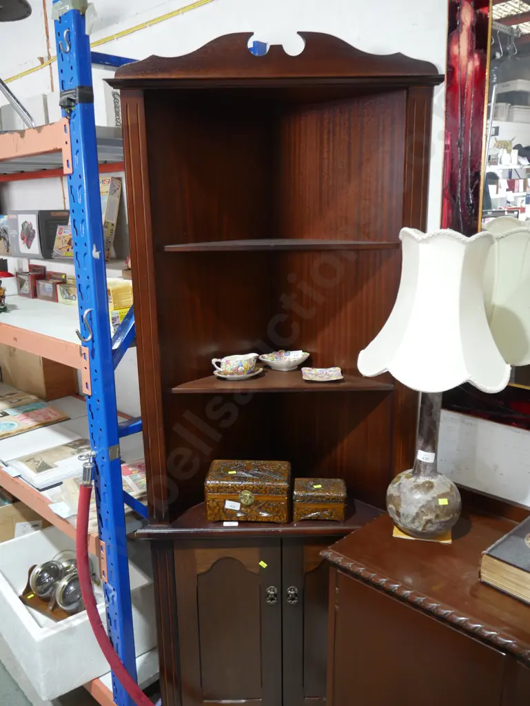 Corner cabinet Image 1++
