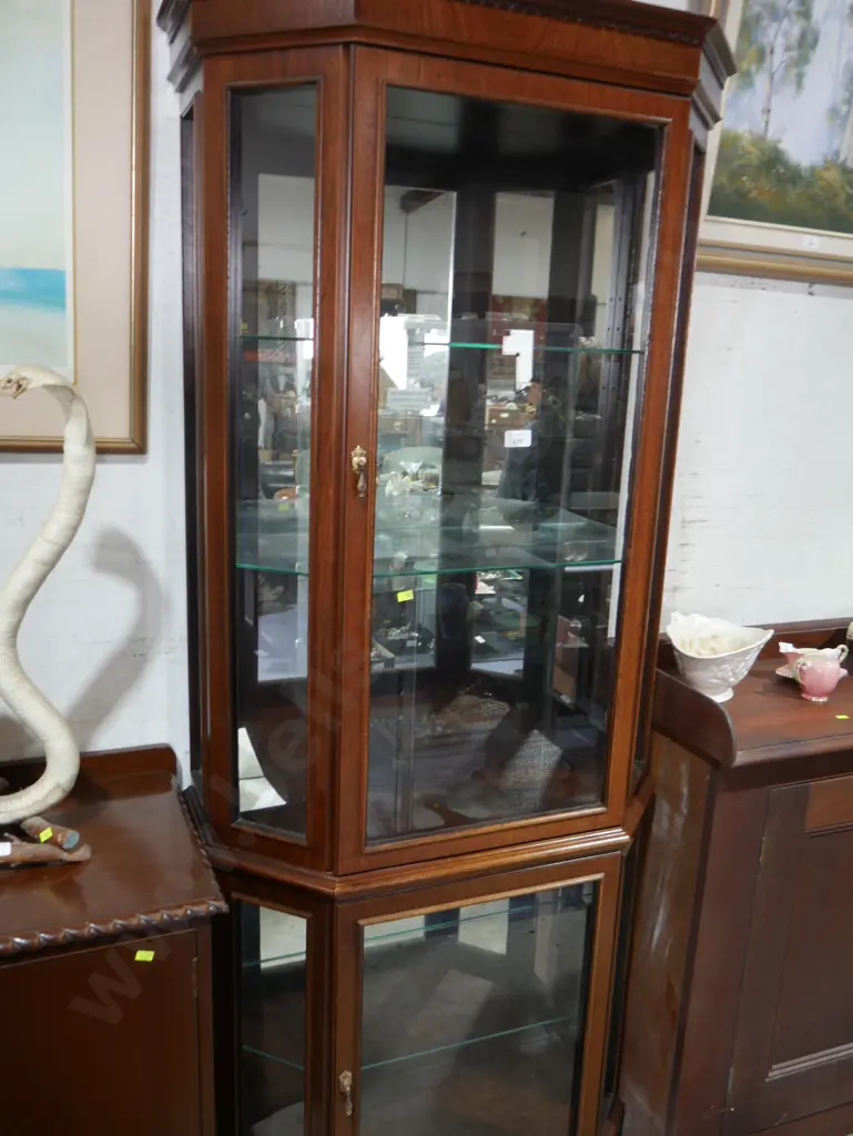 Display cabinet Image 1++