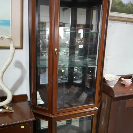 Display cabinet