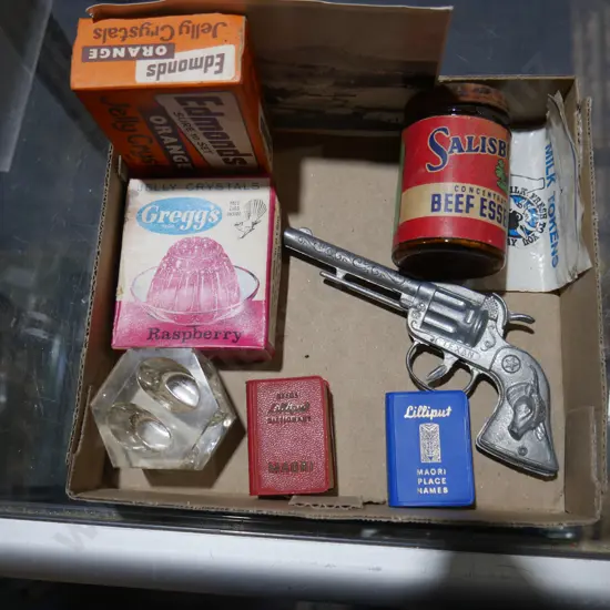 Cap gun, jelly crystal boxes etc