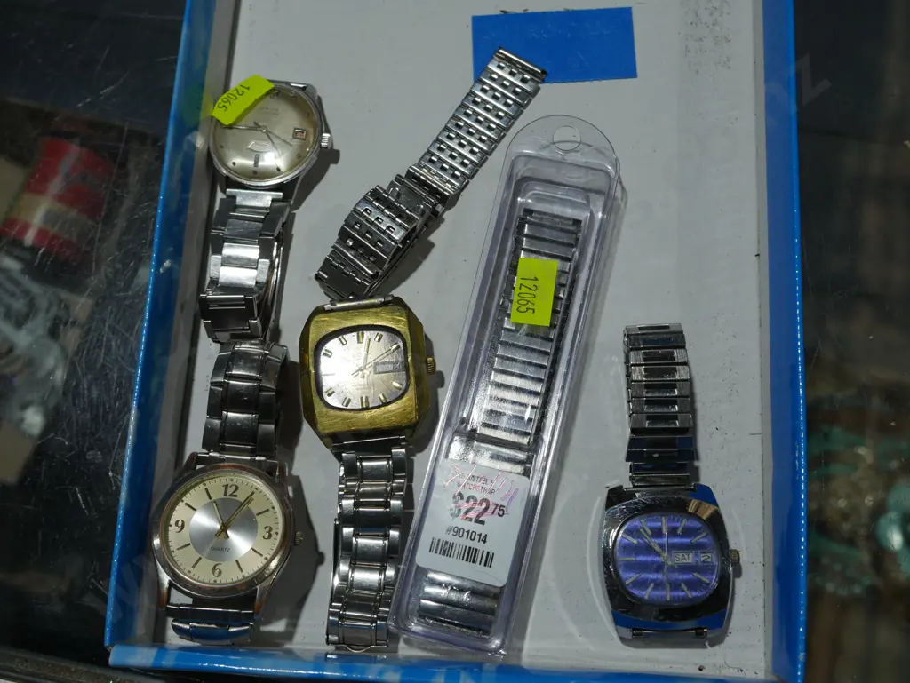 Assorted watches Image 1++