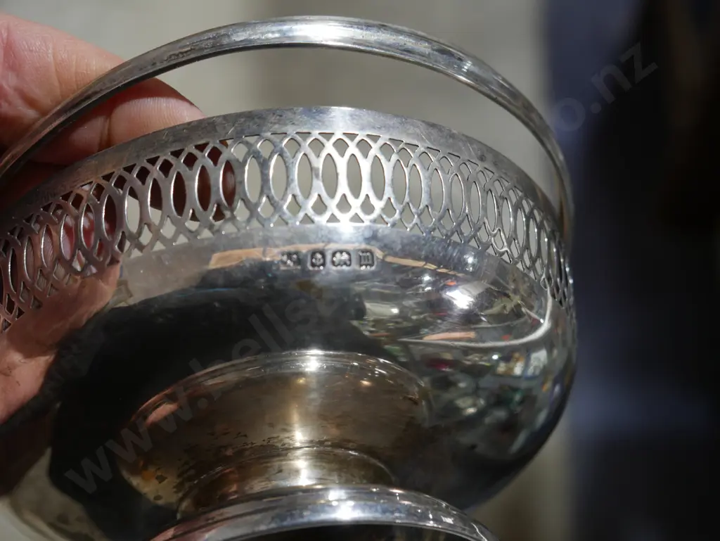 Sterling silver basket Image 1++