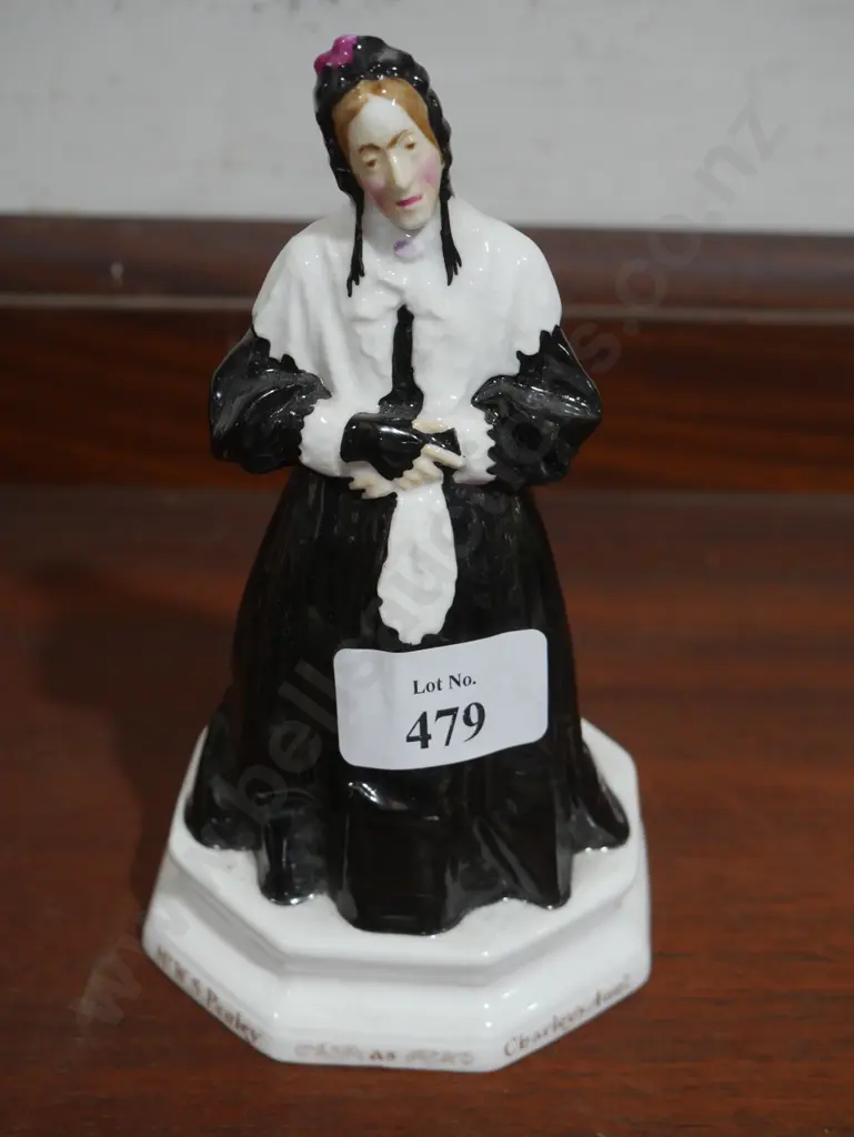 Figurine Image 1++