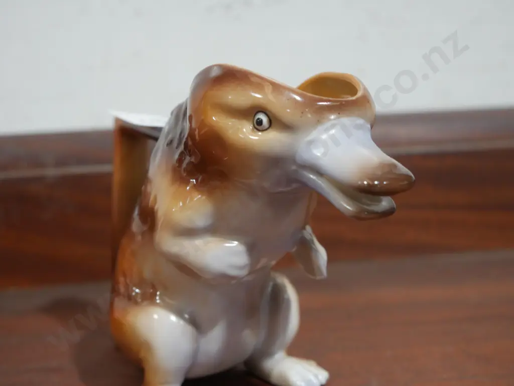 Bayreuth platypus jug Image 1++