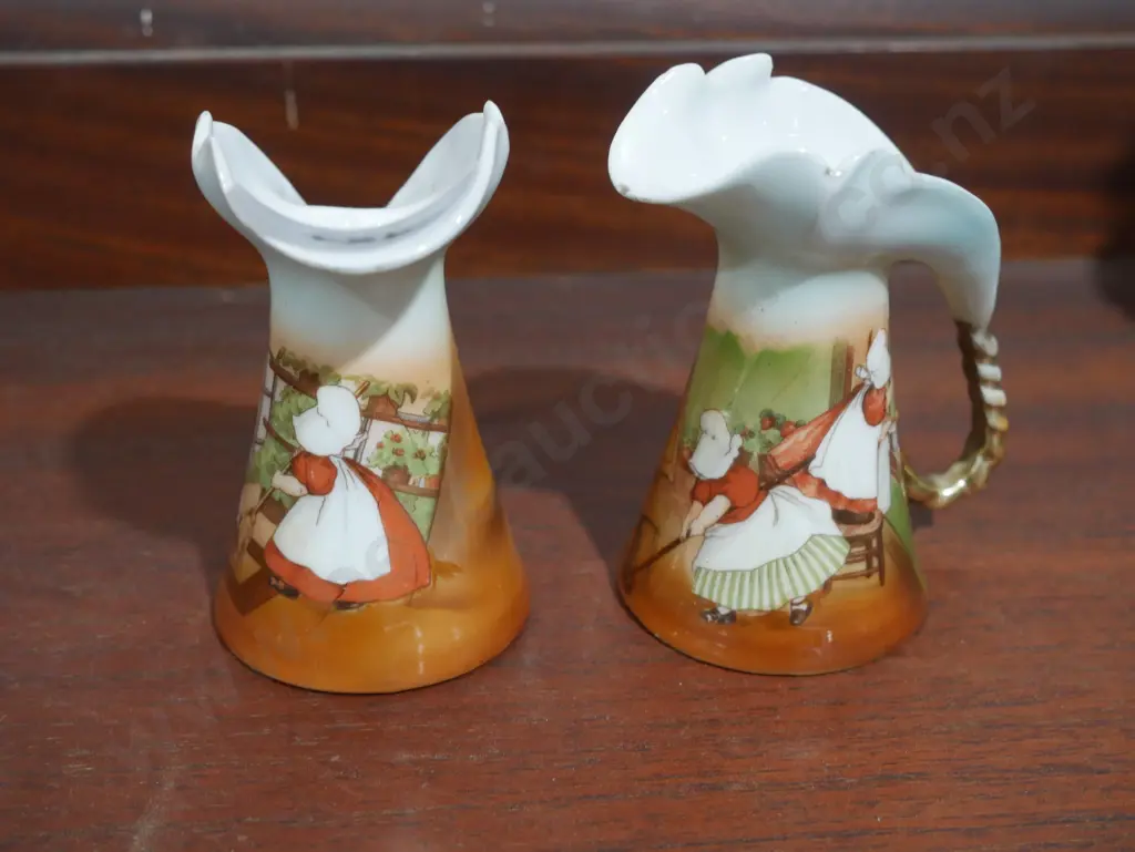 2 Bayreuth jugs Image 1++