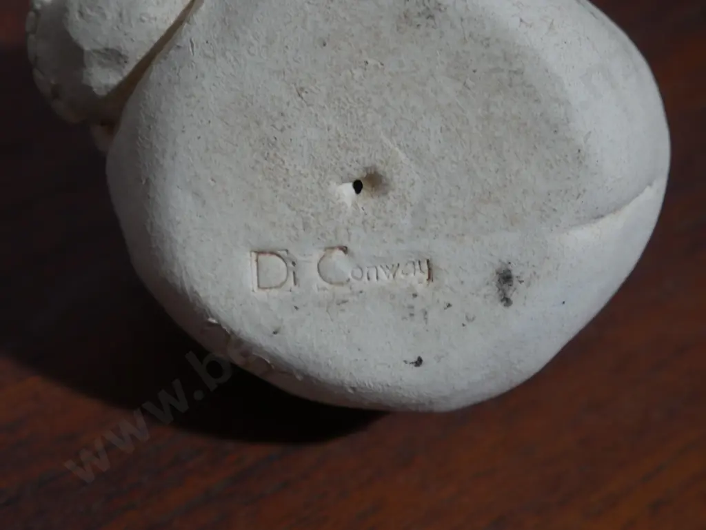 Di Conway pottery sculpture Image 1++