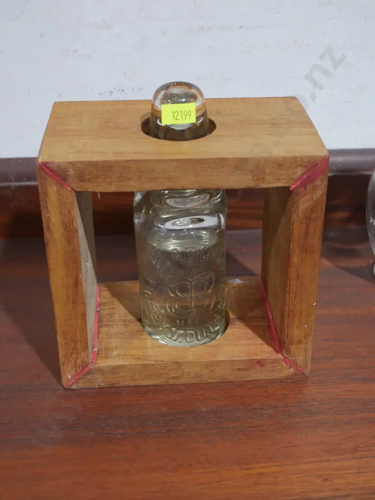 Unopened Greymouth Blackmore marble bottle Image 1++