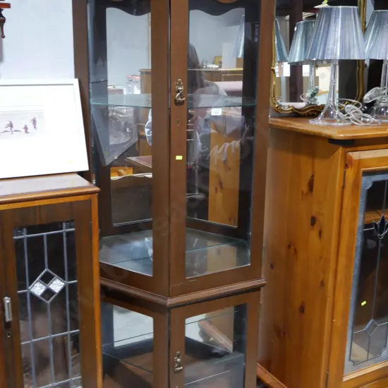 Display cabinet