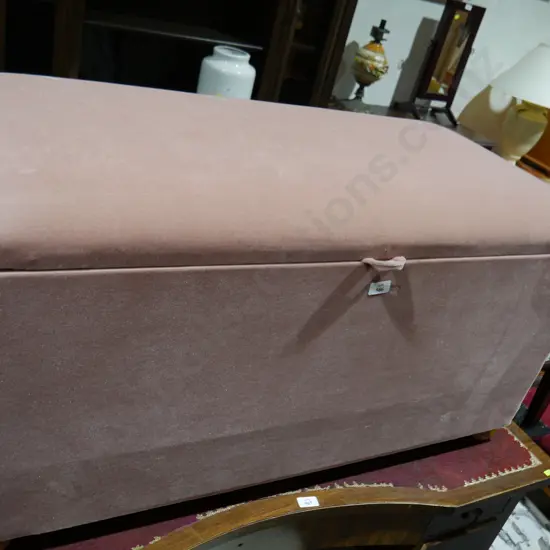 Upholstered trunk