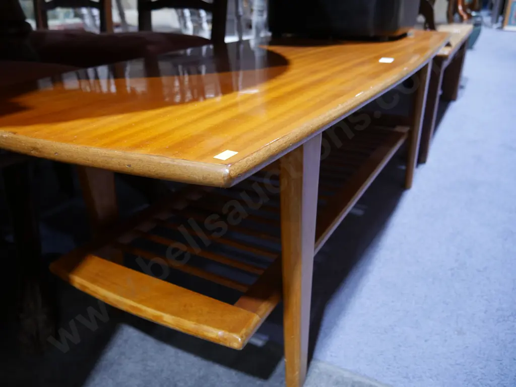 Coffee table Image 1++