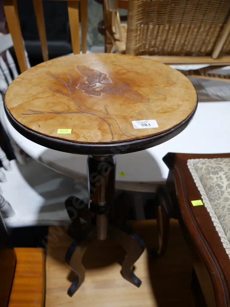 Leather top wine table Image 1++