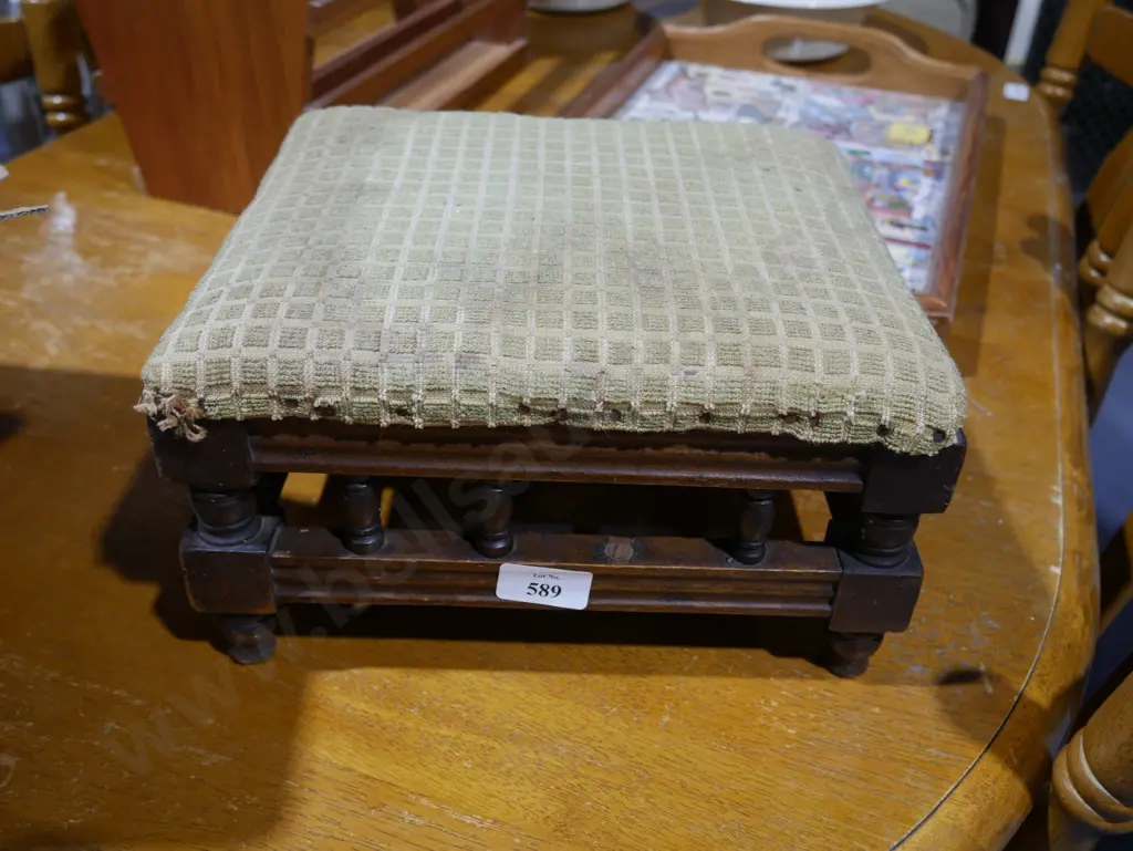 Footstool Image 1++
