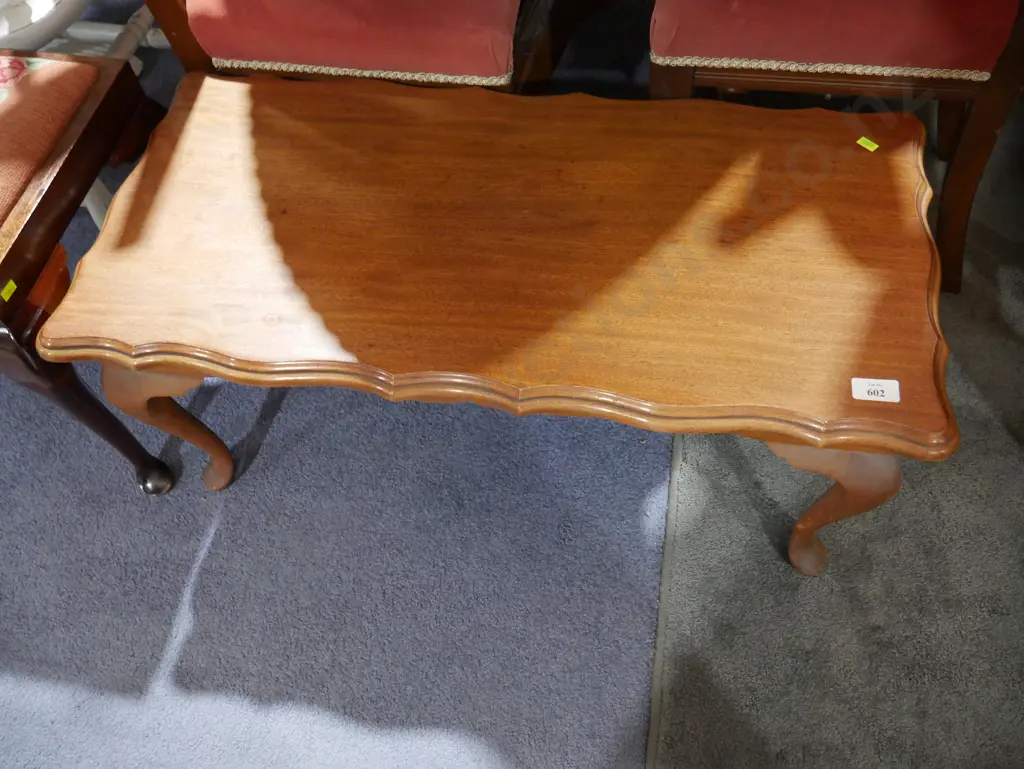 Coffee table Image 1++