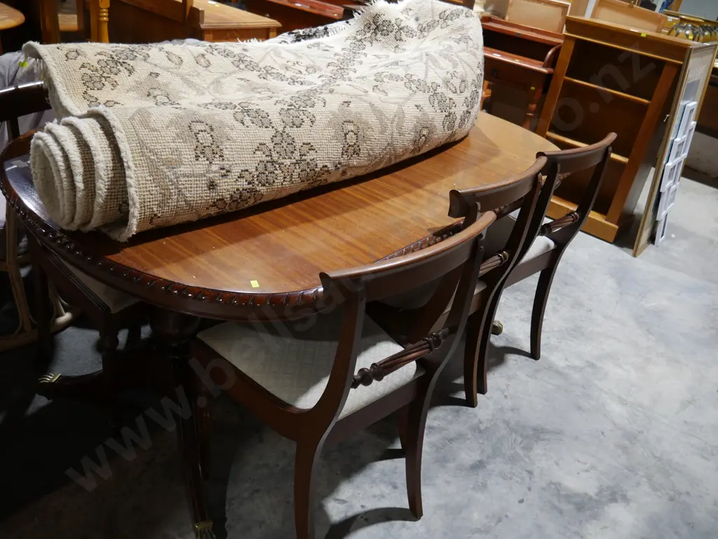Extendable rope edge dining table and six chairs Image 1++
